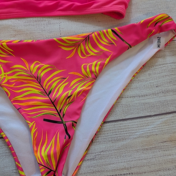 Barbie hot pink bikini set. Size XL - Picture 8 of 8